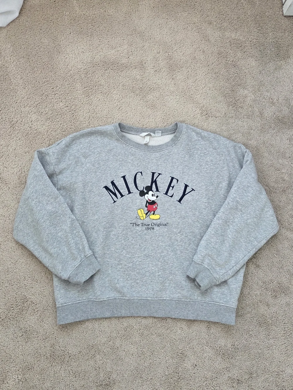 H&M Mickey Mouse Disney Crewneck Sweatshirt Size M - Picture 1 of 3